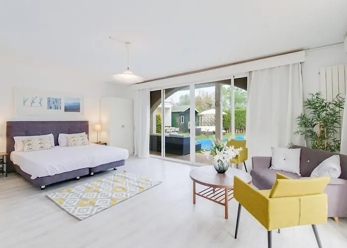 Moderne Villa, Pool+Meerblick,Schnelles Wifi,Klima