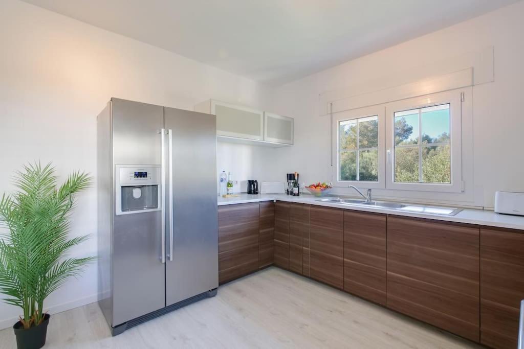 Ferienhaus Moderne Villa, Pool+meerblick,schnelles Wifi,klima Cales de Mallorca