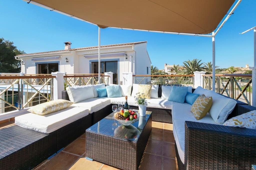Moderne Villa, Pool+meerblick,schnelles Wifi,klima Ferienhaus Cales de Mallorca